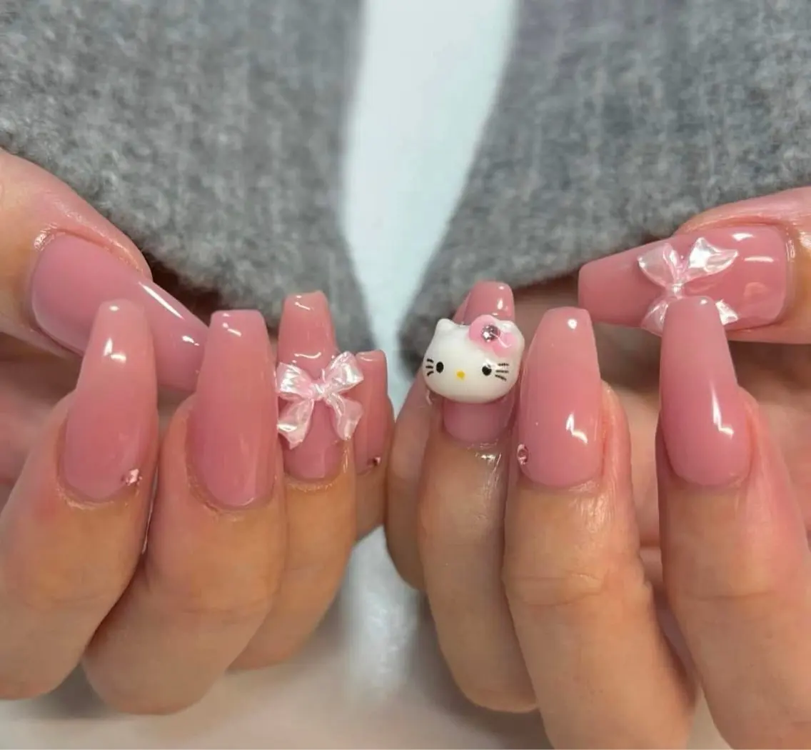 ネイル ハンドネイル HIN NAILのネイルデザイン