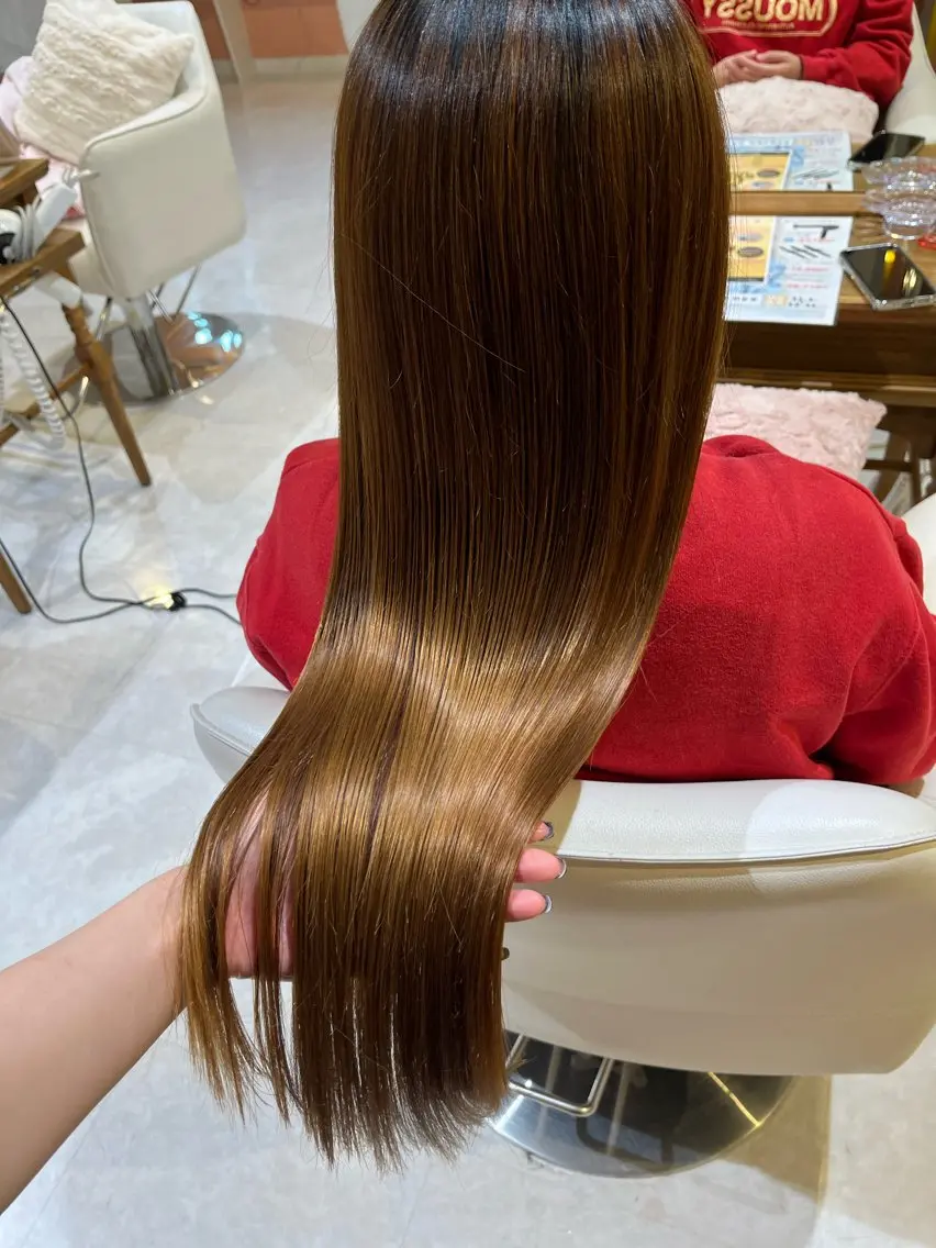 ロング カット トリートメント 梛木 唯のヘアスタイル