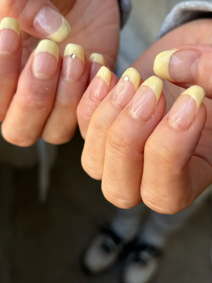 ネイル アートネイル フレンチネイル 黄色 ogura maoのネイルデザイン