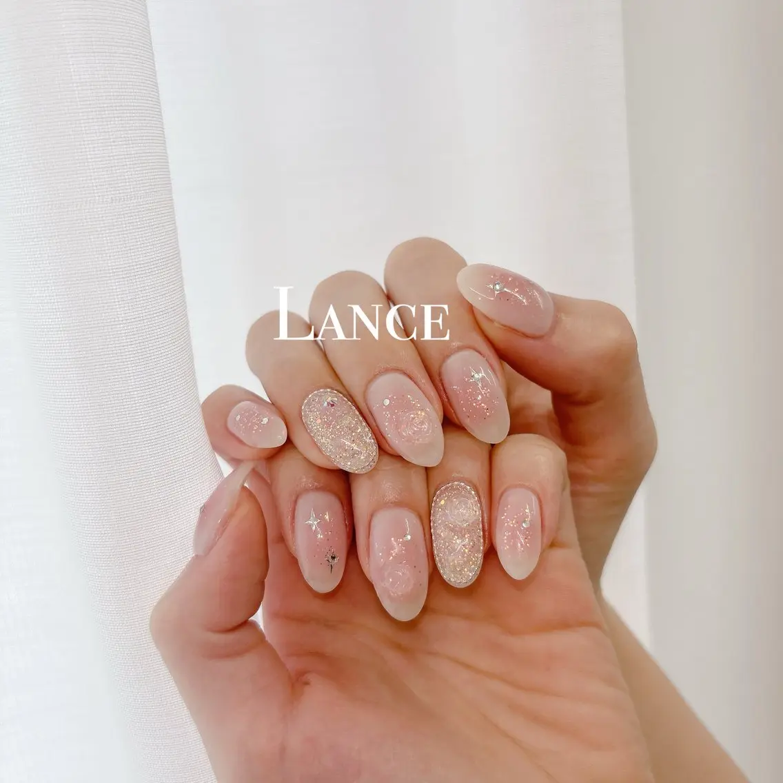 ネイル オーロラネイル フットネイル 氷ネイル・うるうるネイル キラキラネイル 韓国ネイル Lance nailのネイルデザイン