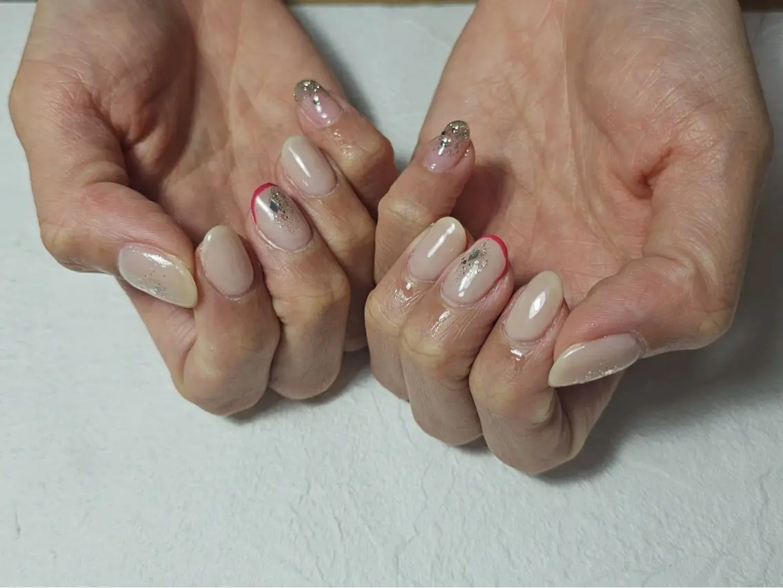 ネイル オーロラネイル フラワーネイル フットネイル フレンチネイル ジェルネイル ハンドネイル mogunail &blowのネイルデザイン