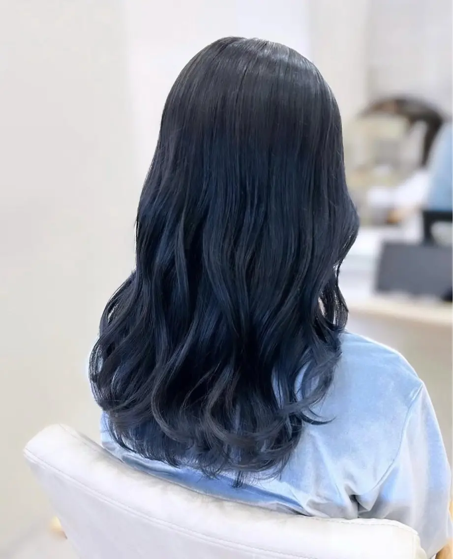 セミロング カラー ブリーチ カット ヘアカラー トリートメント Zina熊本/艶髪 / 桜子のヘアスタイル
