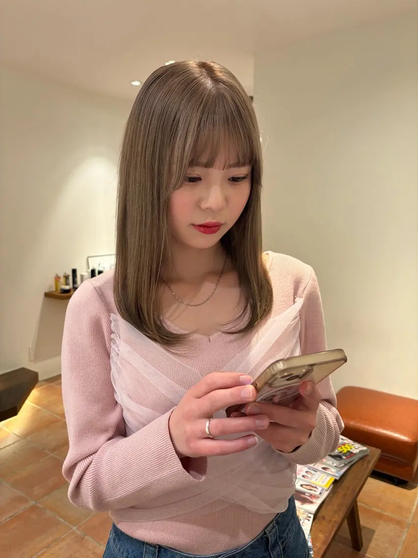 セミロング カラー ベージュカラー ヘーゼル ヘアカラー るな/暖色、 ベージュカラー🎀のヘアスタイル