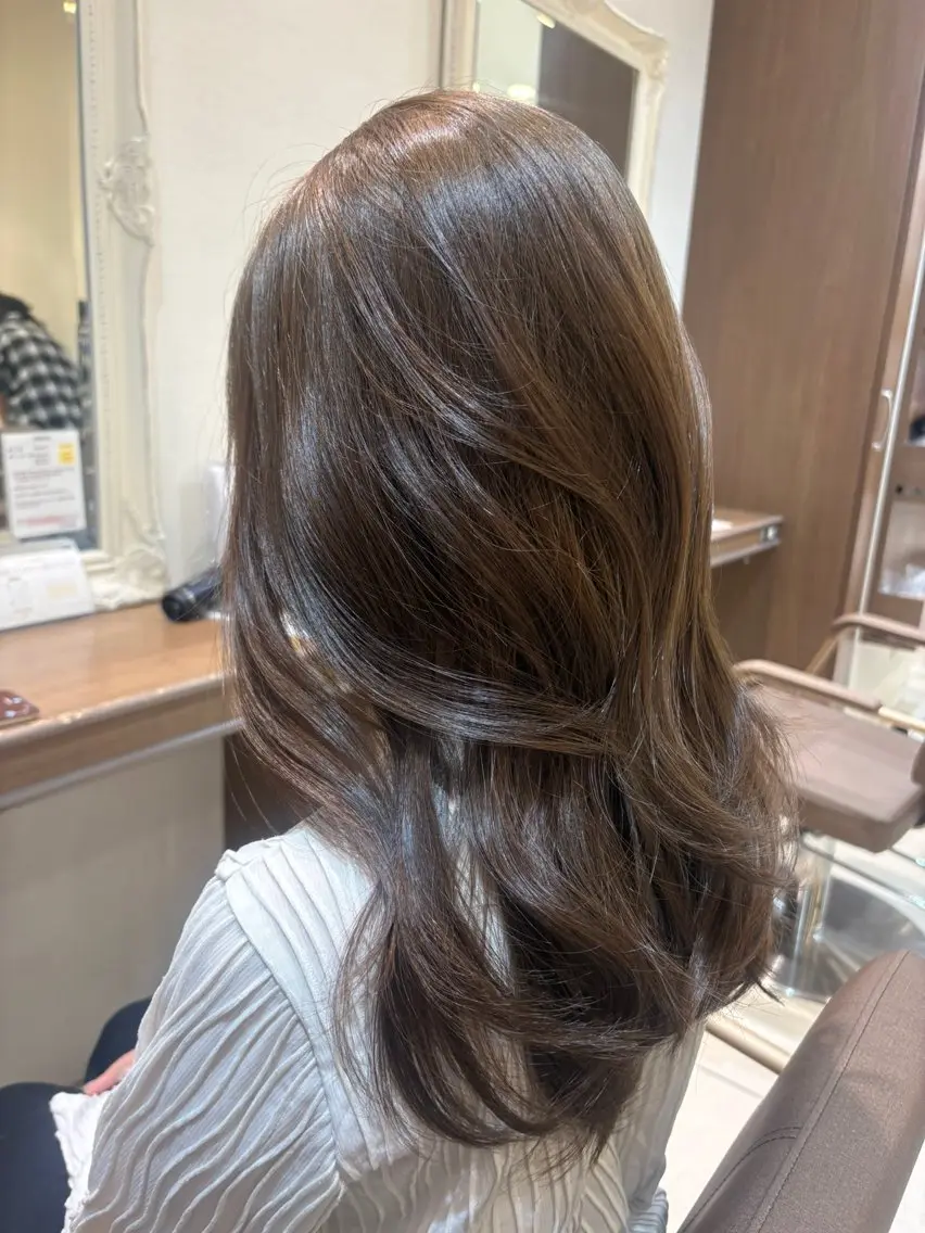 ロング カット ヘアカラー ⟡.·韓国ヘア*.゚ 室岡 咲希のヘアスタイル