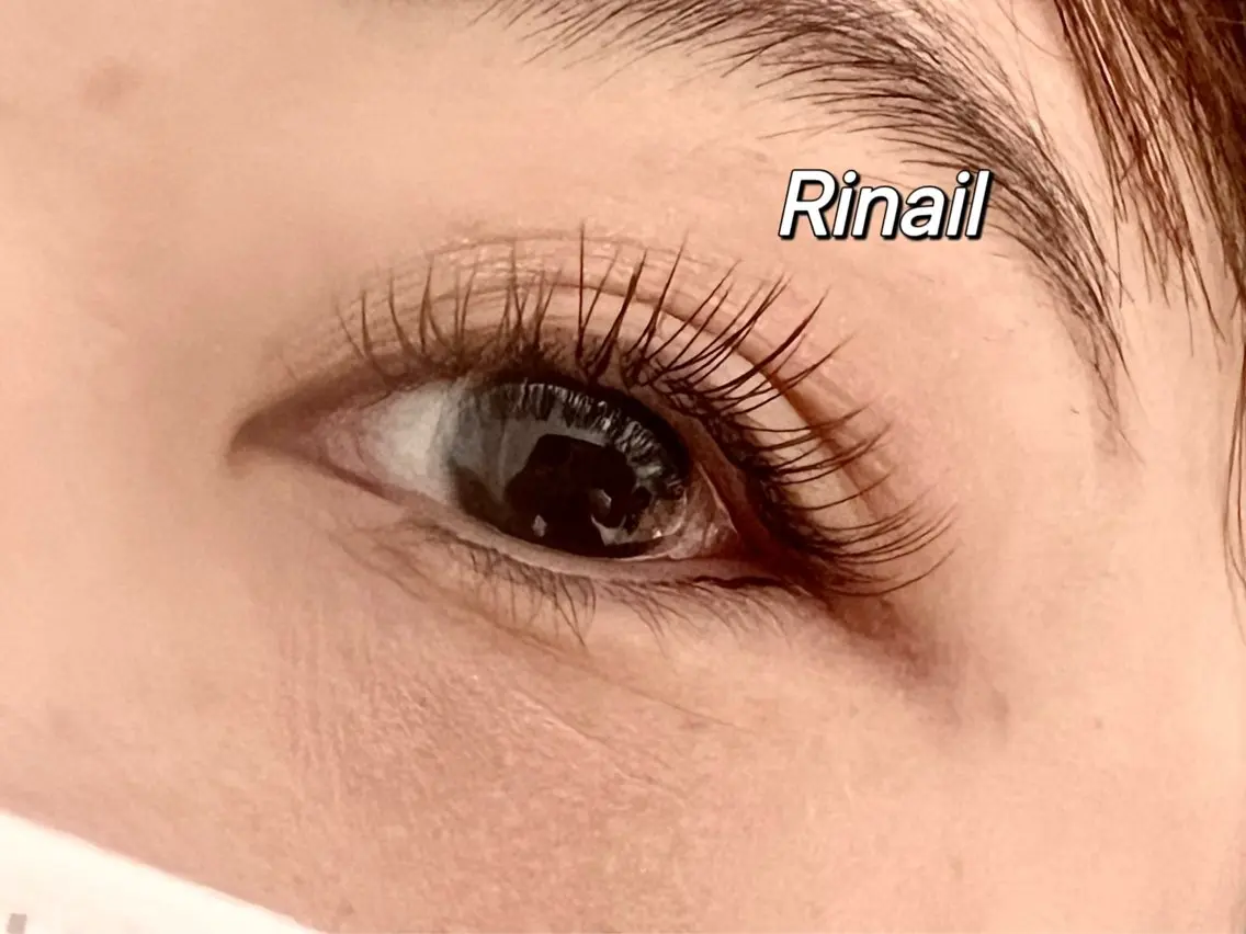 マツエク・マツパ バインドロック ナチュラル パリジェンヌラッシュリフト まつげパーマ 下まつげエクステ YK Rinのネイルデザイン