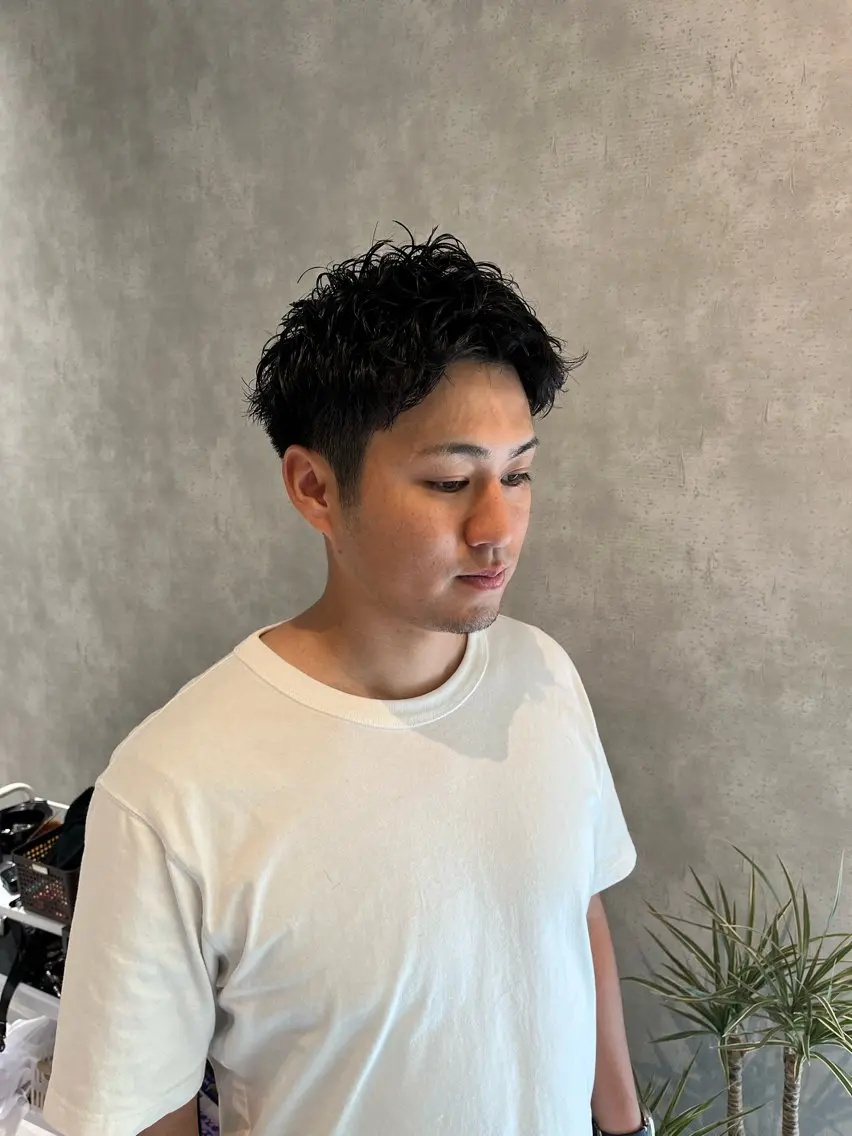 ショート メンズ メンズパーマ ショートヘア パーマが得意な【最高 悠斗】のヘアスタイル