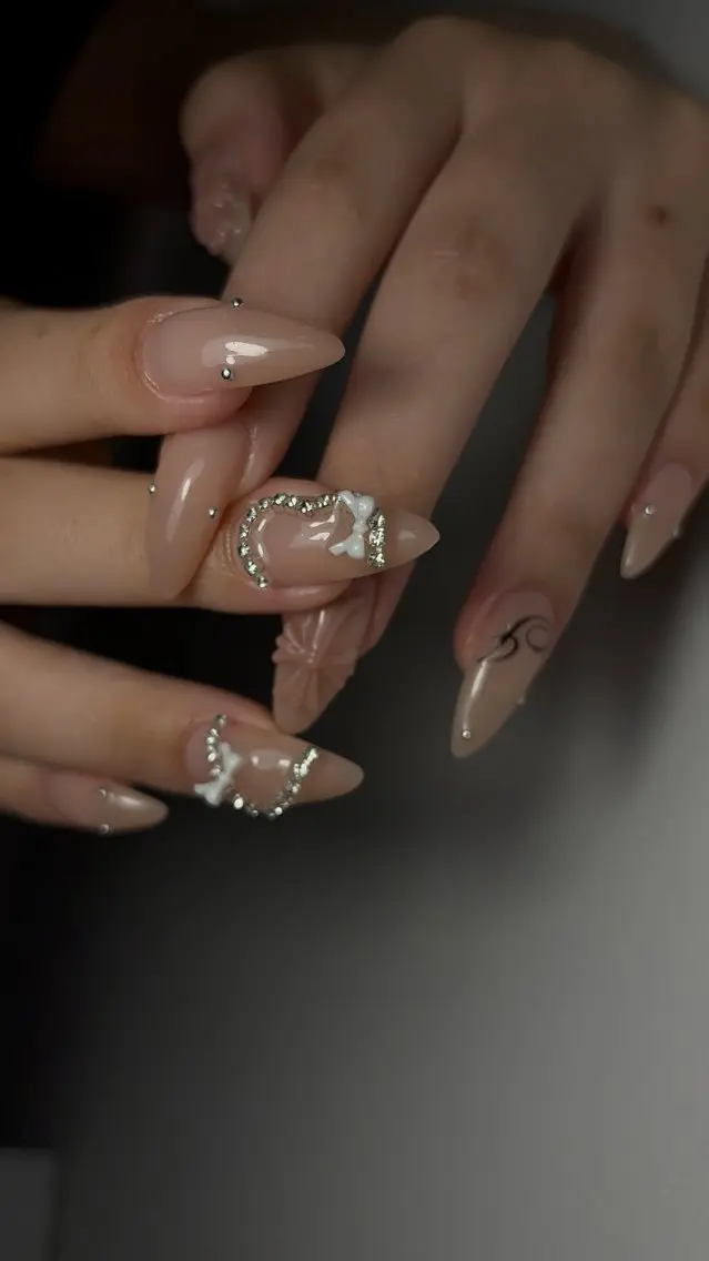 ネイル ハンドネイル nué nail 【halu】のネイルデザイン