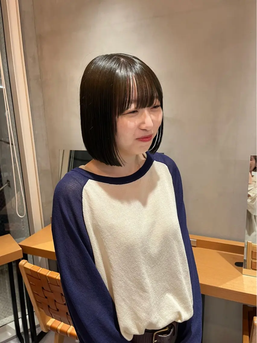 ミディアム カラー カット ヘアカラー トリートメント 縮毛矯正ボブ&顔まわ レイヤー♡TOMOEのヘアスタイル