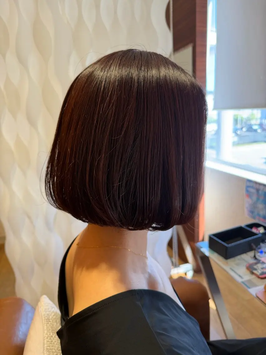 ショート 一岡 小幸のヘアスタイル
