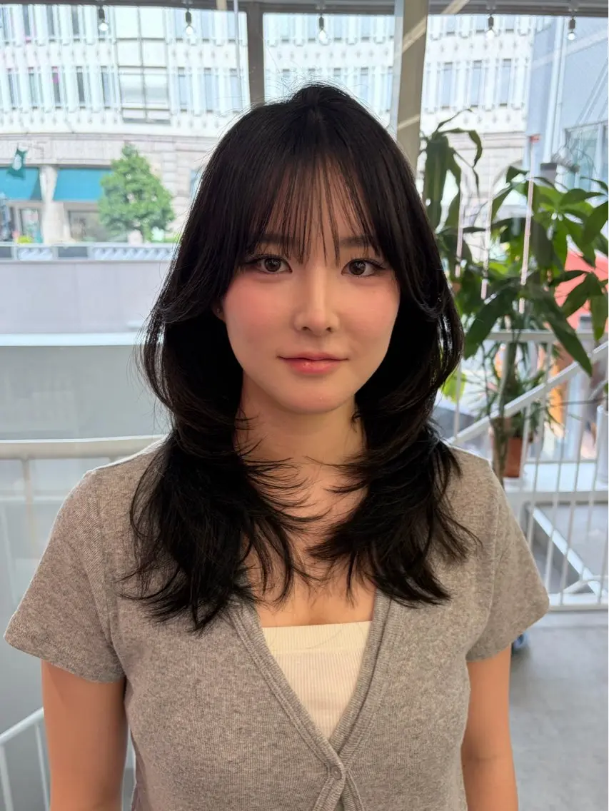 ミディアム ハッシュカット 低ダメージカラー Yoshidaのヘアスタイル