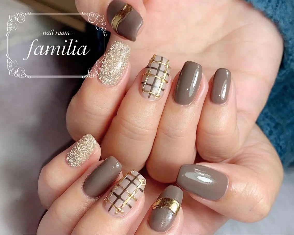 ネイル ハンドネイル -nailroom- familiaのネイルデザイン