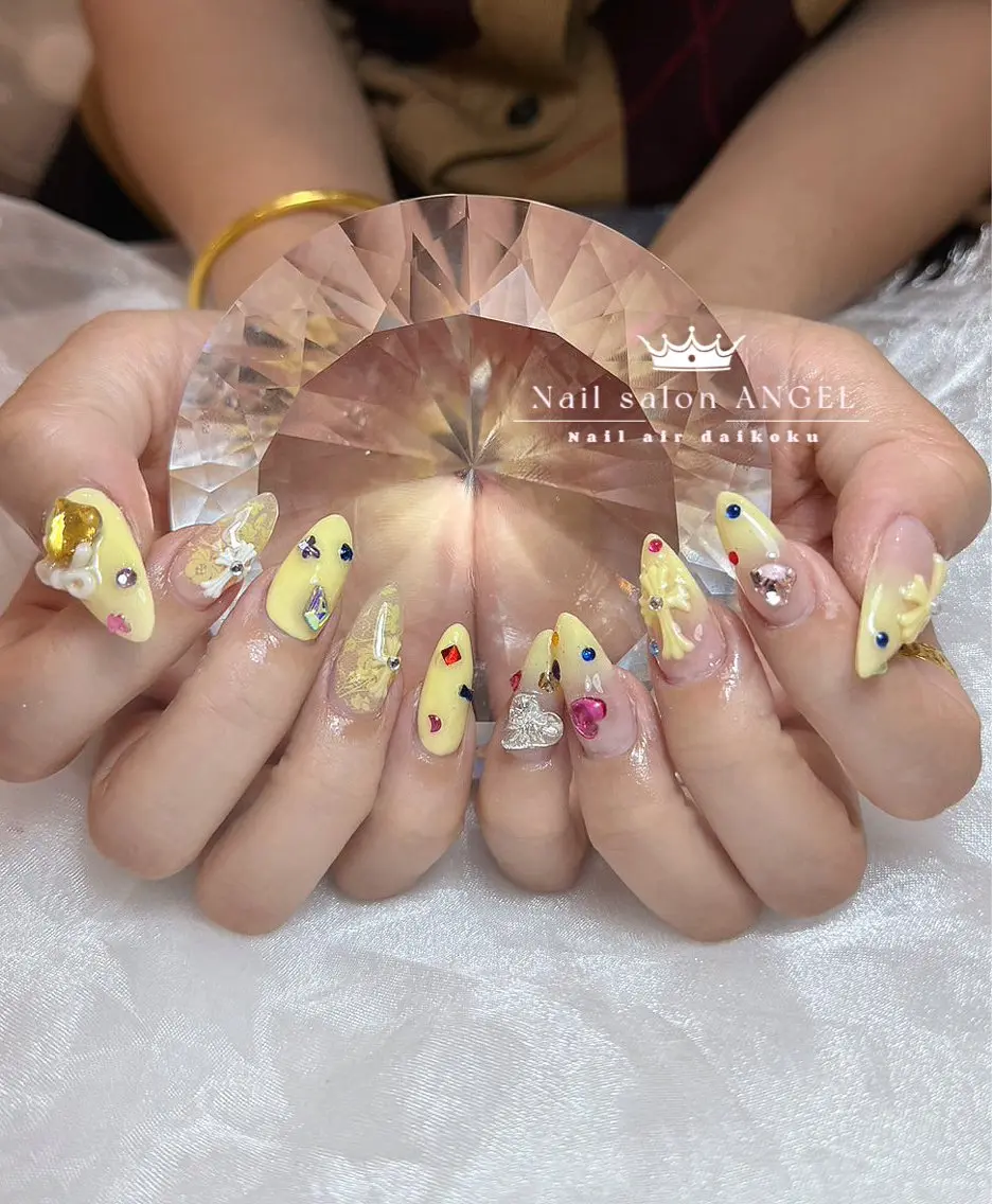 ネイル ジェルネイル ゴージャス 韓国ネイル ロングネイル シルバー 大阪/大国ANGEL 🦋ユ🥰ワンホンのネイルデザイン