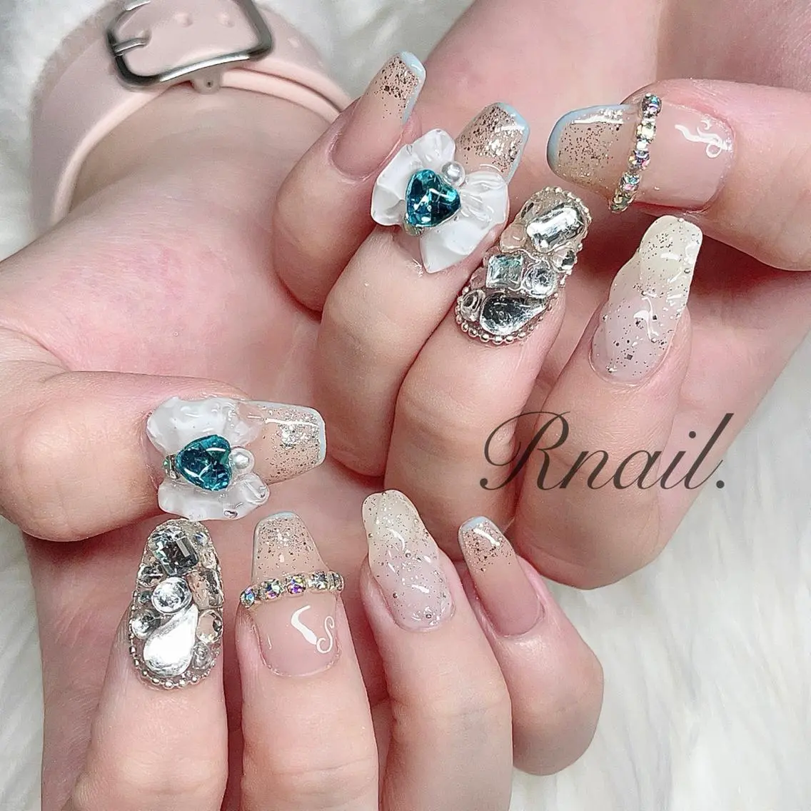 ネイル R nail.のネイルデザイン