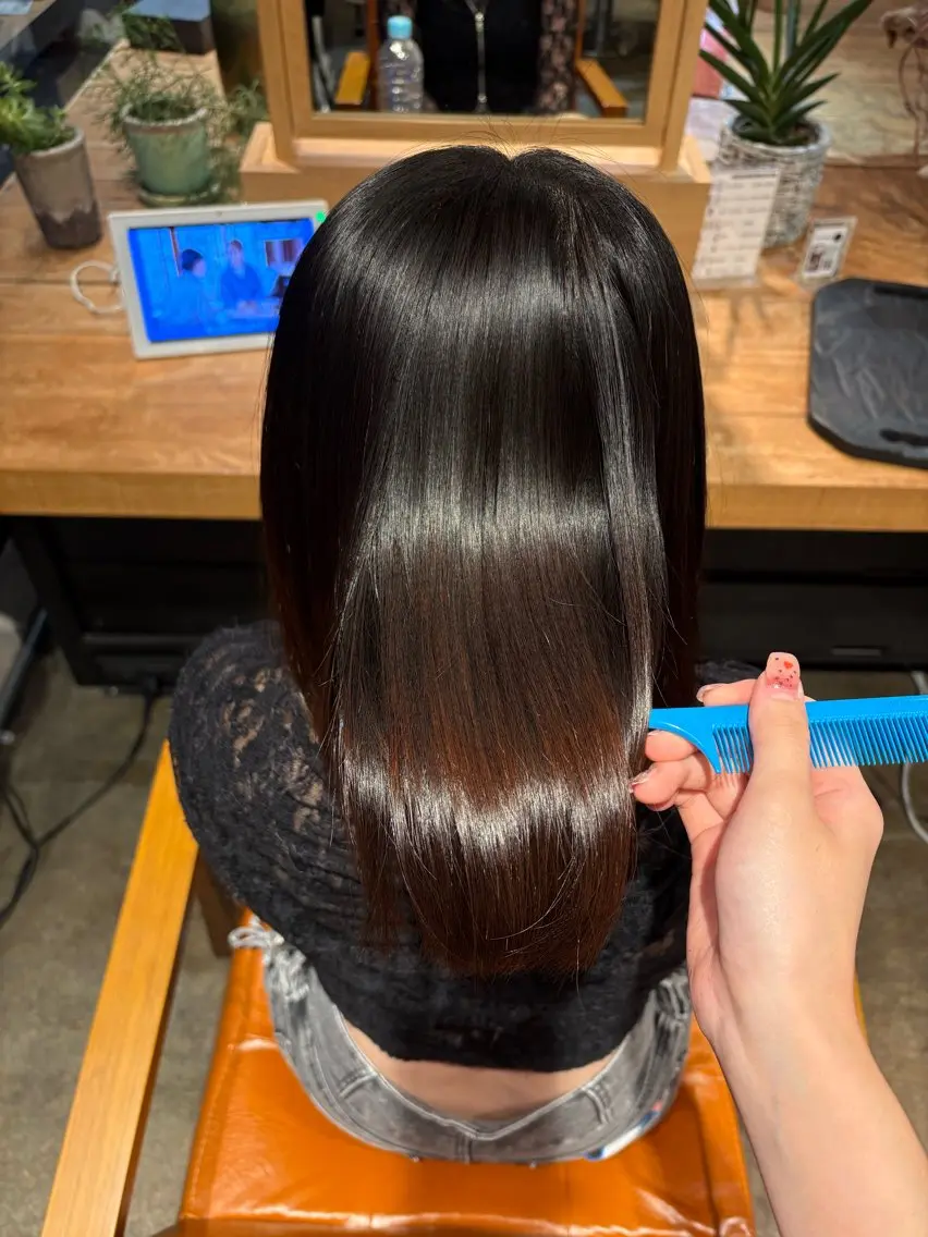 ミディアム レイヤー/似合わせ ユイハ🎀のヘアスタイル