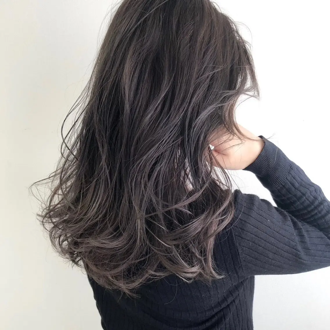 ロング カラー 透明感カラー 艶感カラー🫧三浦 衣織のヘアスタイル