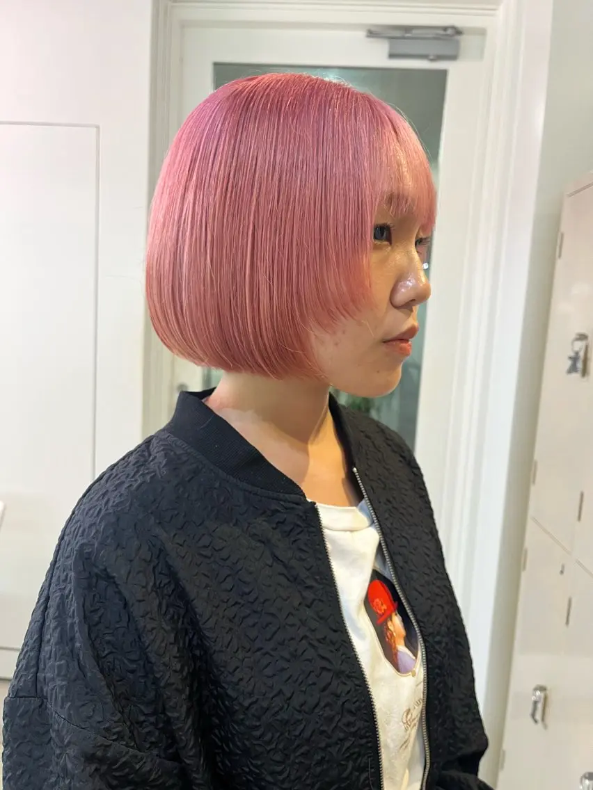 ショート カラー ハイトーンを育てる ブリーチカラー/牧原のヘアスタイル