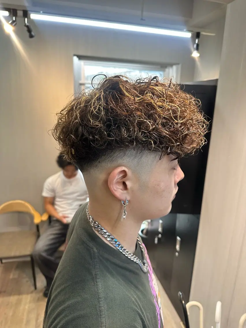 カラー パーマ メンズ カット ヘアカラー パーマ 大宮/海外風パーマ 🇺🇸隼也🇪🇸のヘアスタイル