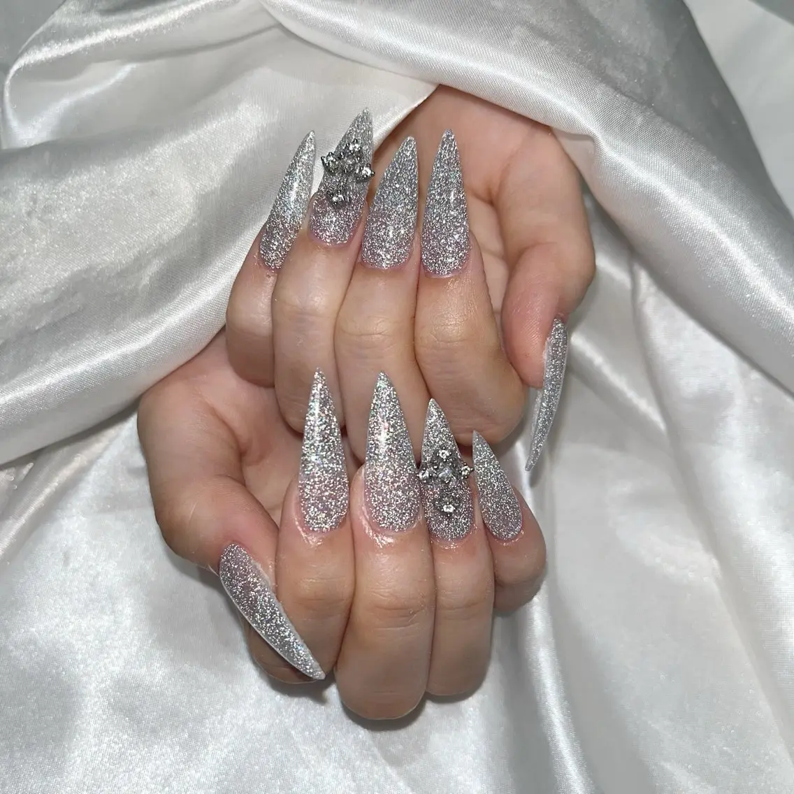 【Jr.】HAND🍒オフあり🍒チップ長さだし10本 マグネットorフラッシュワンカラーの写真