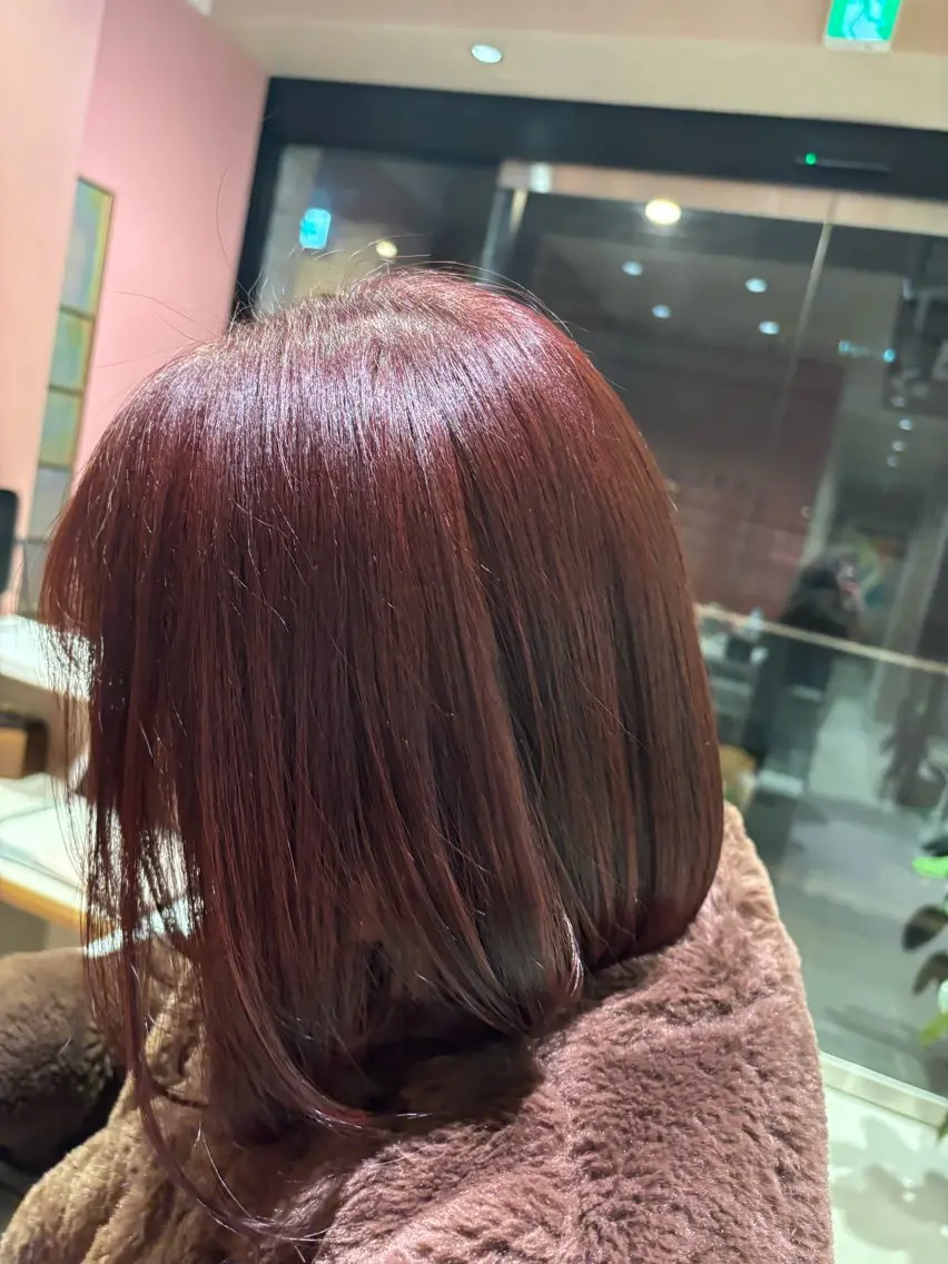 カラー 白井 花穂のヘアスタイル