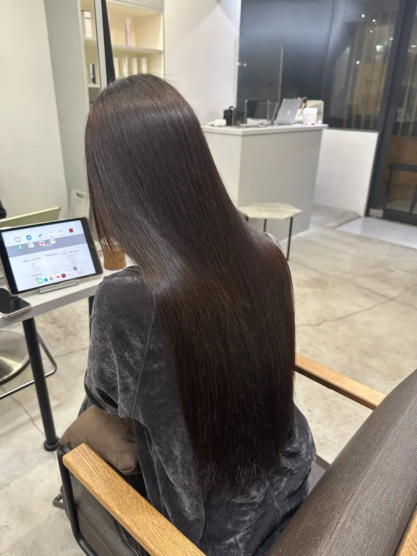 ロング パーマ ハイトーンカラー が絶対可愛い✨泰聖✨のヘアスタイル