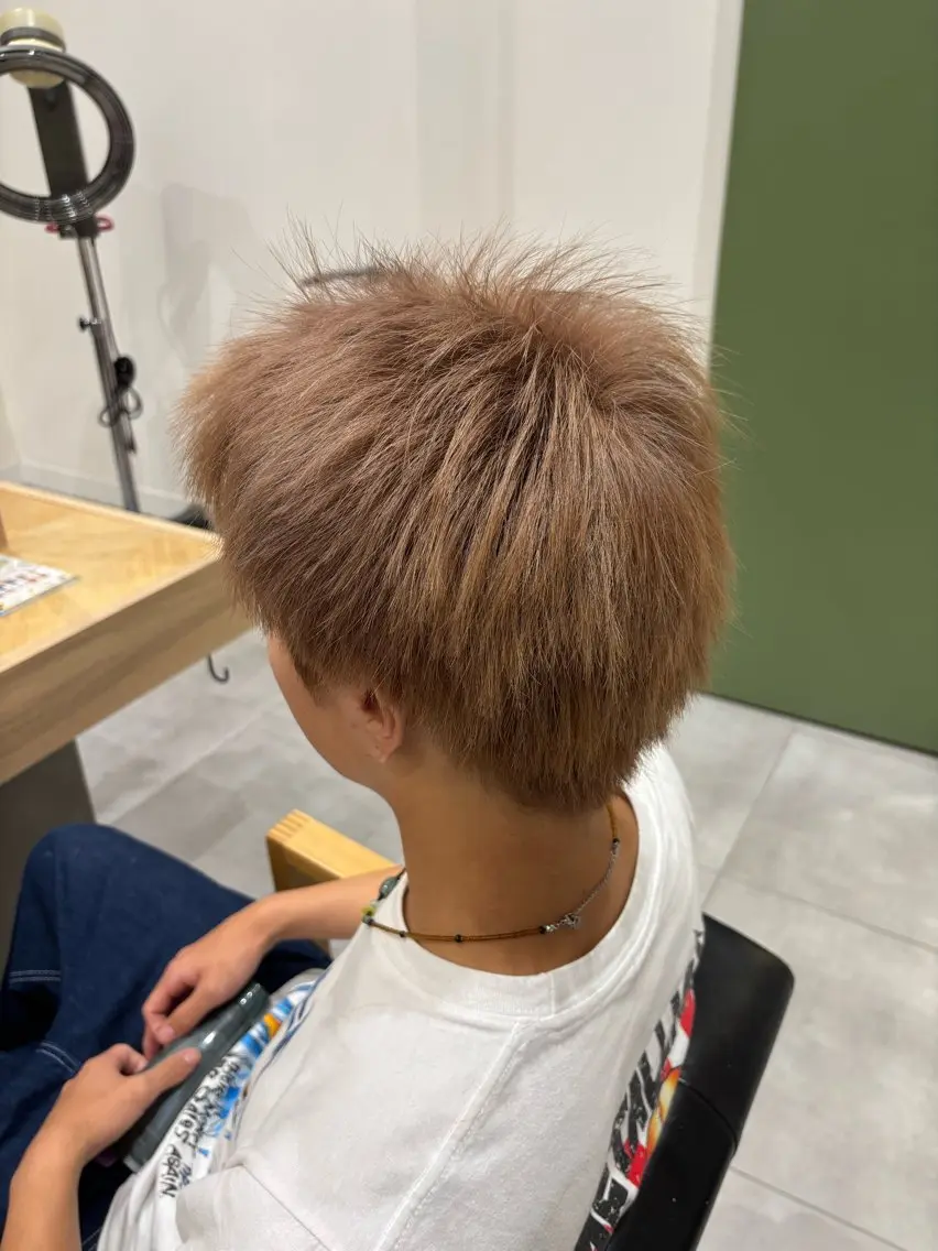 カラー メンズ ブラウンカラー 透明感カラー ヘアカラー トリートメント ハイトーン💛透明感 カラー/mikaのヘアスタイル