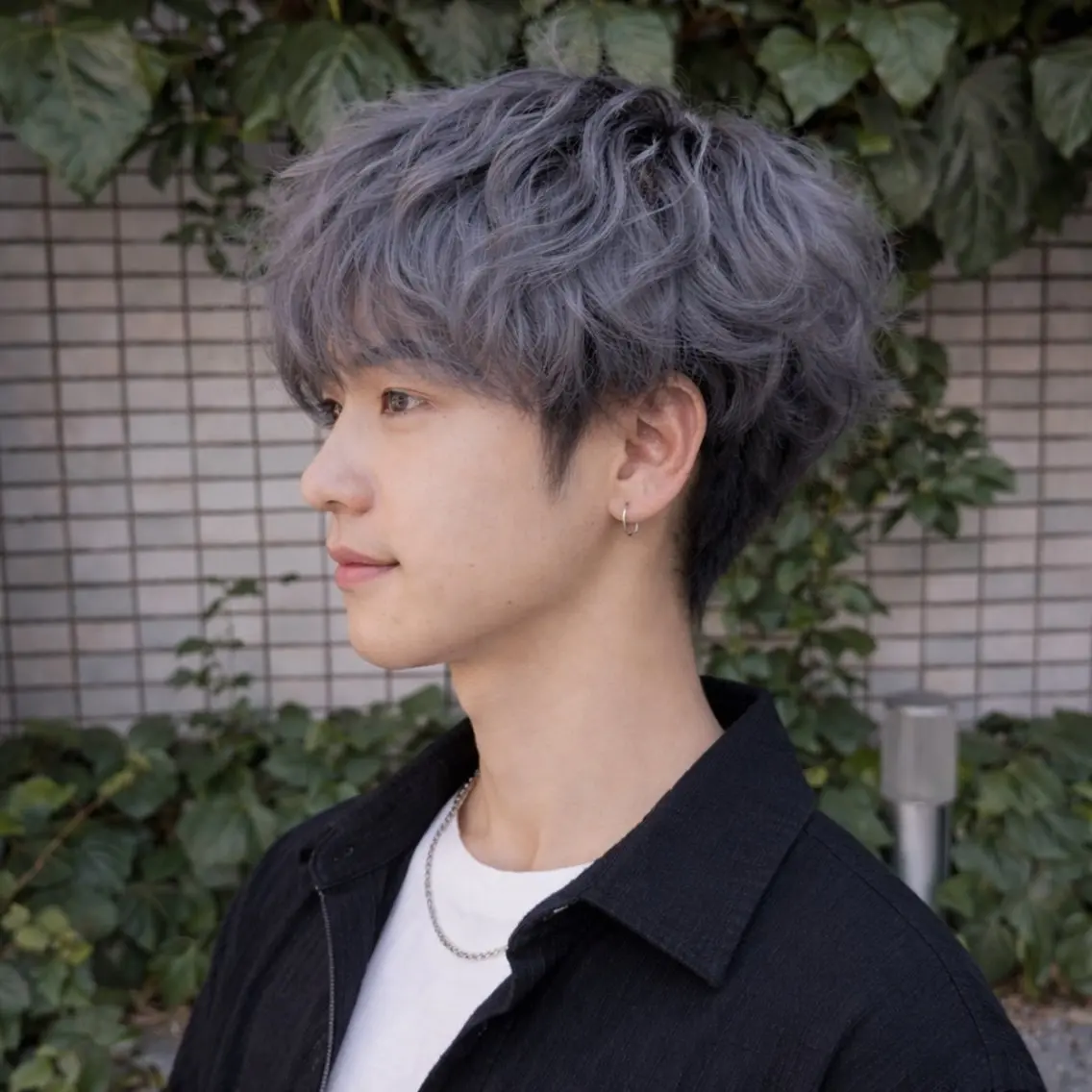 ミディアム カラー ミディアムパーマ ブリーチ ダブルカラー トリートメント ウルフカット カット ヘアカラー 山本 陸央のヘアスタイル