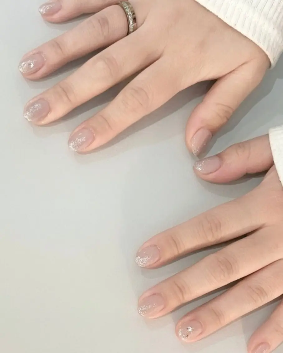 ネイル ラメ(グリッター) オフィスネイル シンプルネイル ネイルチップ Noah'snail   のネイルデザイン