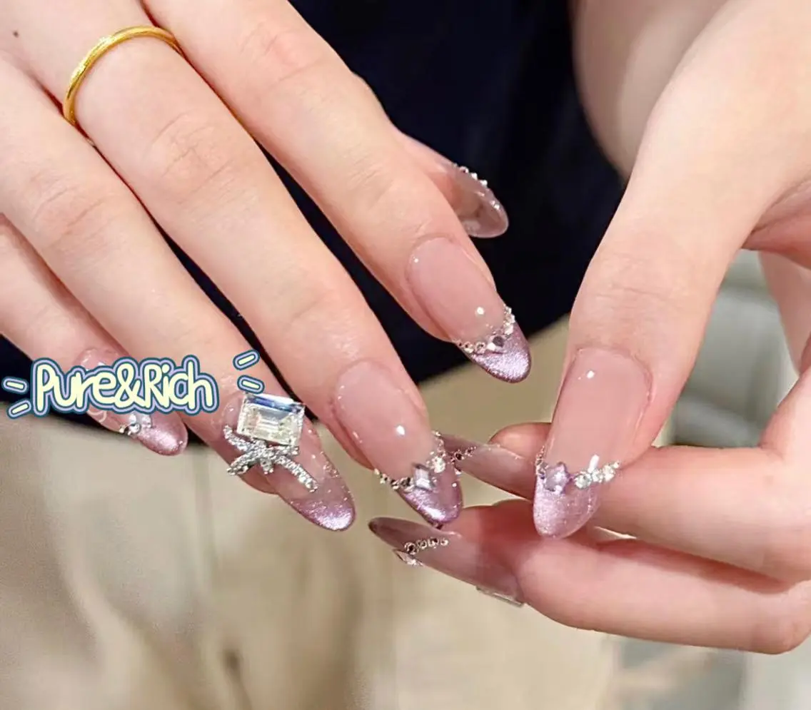 ネイル ハンドネイル 🎀 NaNa_nailのネイルデザイン