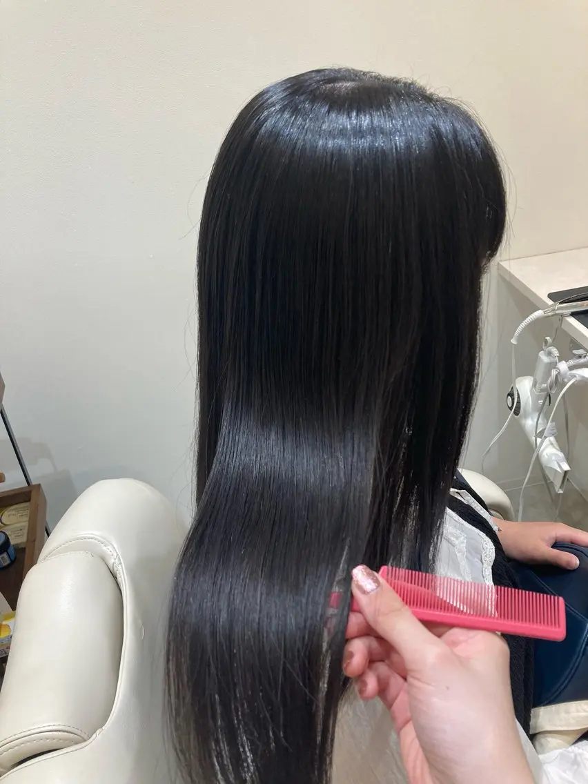 セミロング LEVIJU hair 矢野岬のヘアスタイル