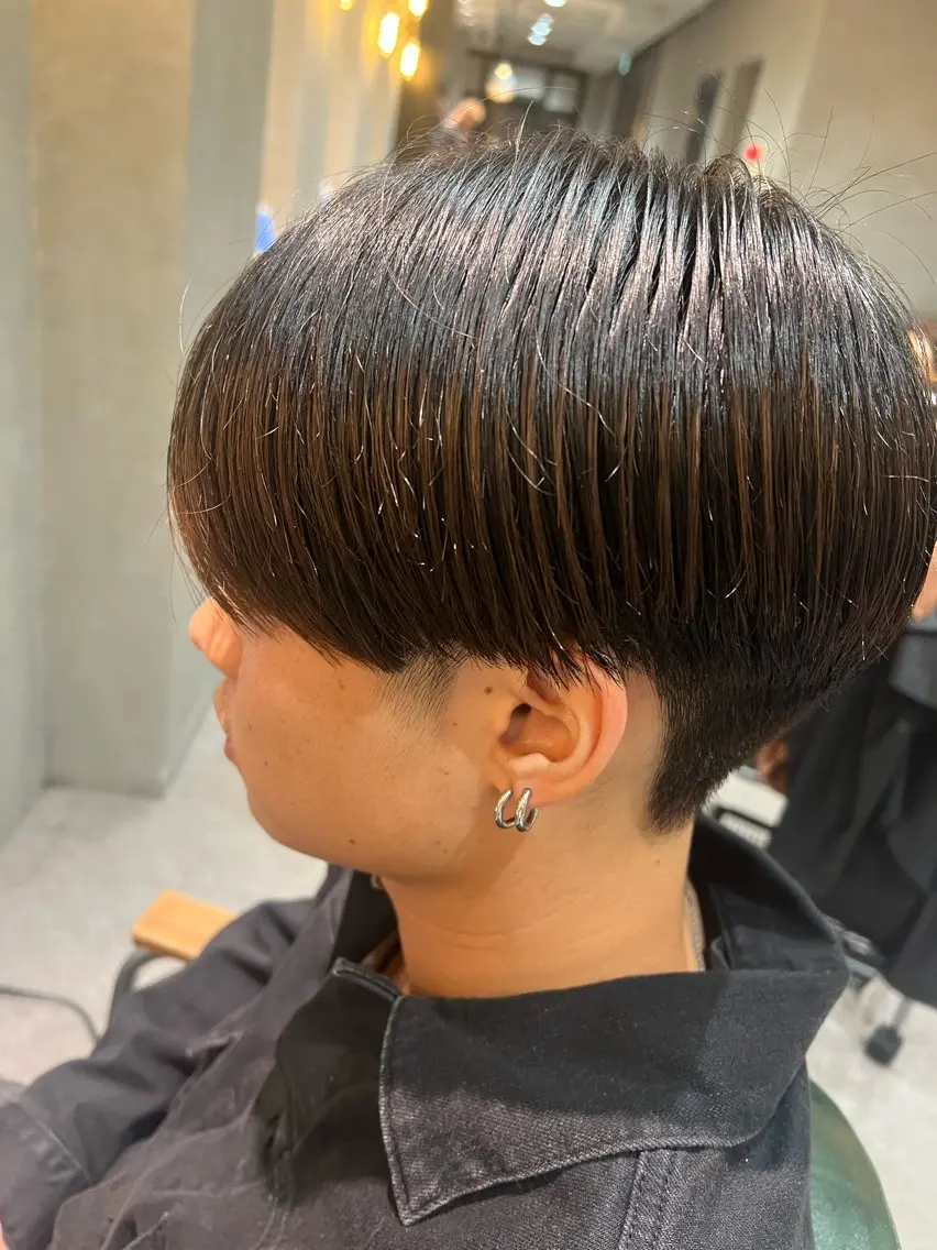 メンズ カット 縮毛矯正 トリートメント 安岡 稜太のヘアスタイル