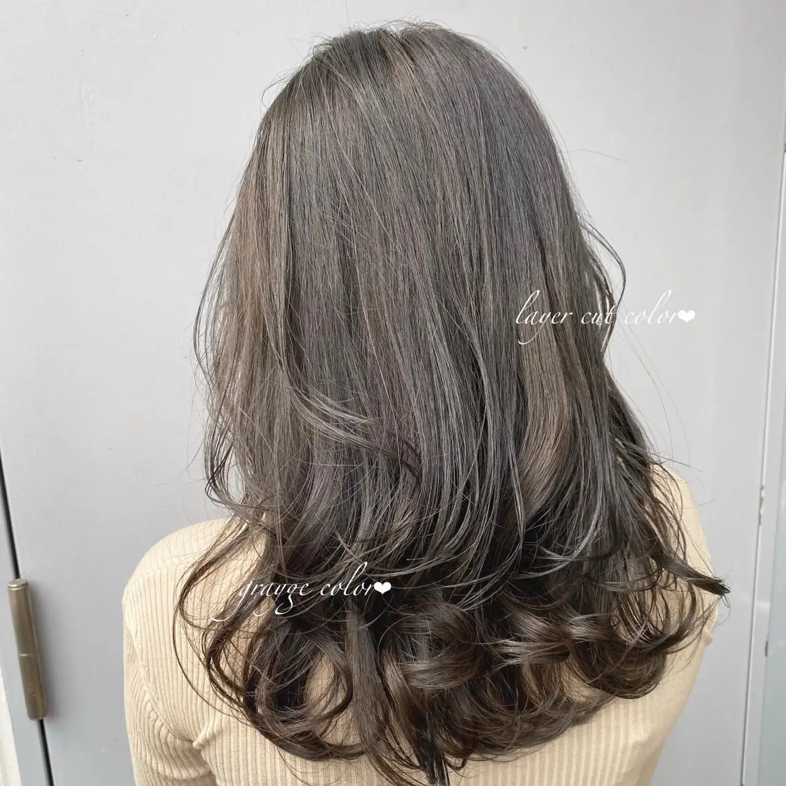 ミディアム カラー ヘアアレンジ グレージュ レイヤーカット 当日予約⭕️ JUNYAのヘアスタイル