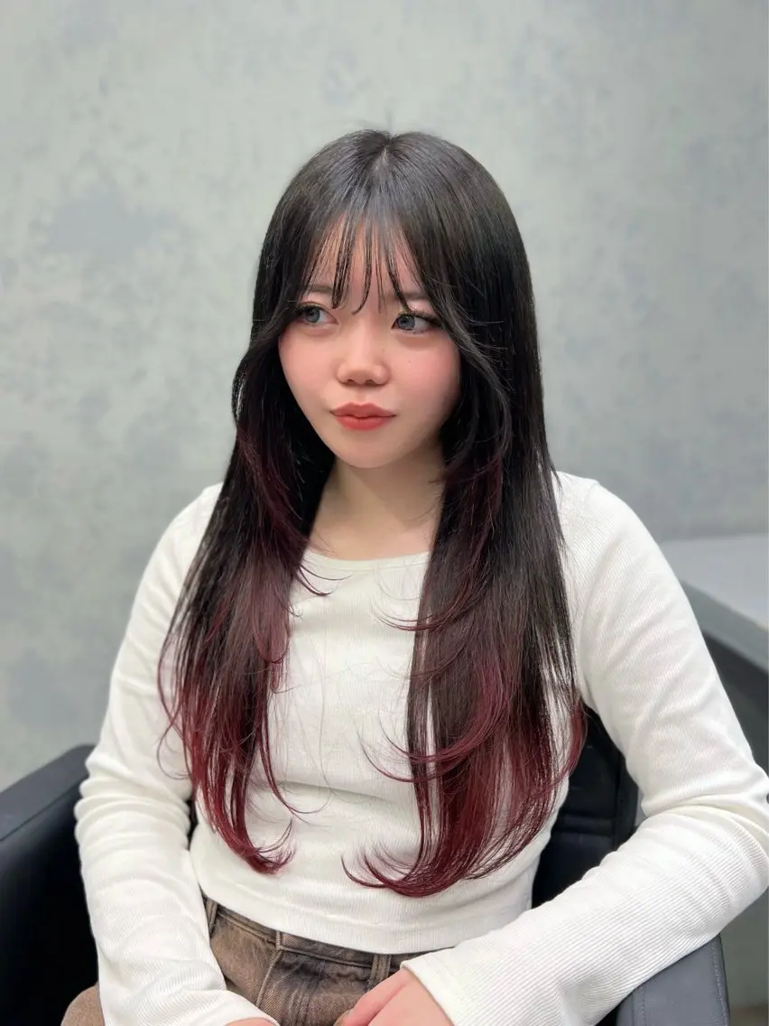 ロング カラー シールエクステ エクステ レイヤーカット ヘアカラー エクステ 【elyts】 COCOROのヘアスタイル