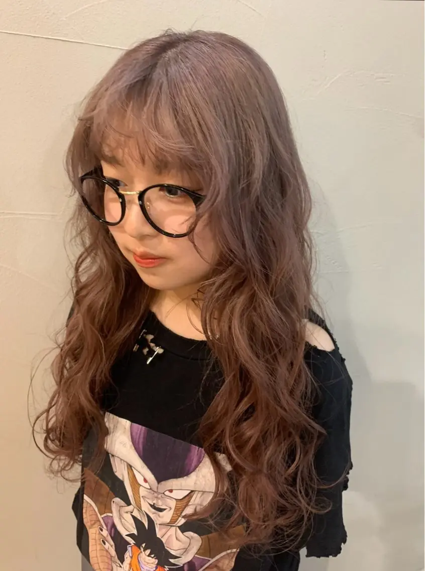 ロング カラー ベージュカラー ピンクカラー ピンクベージュ カット ヘアカラー トリートメント funo. /透明感カラーのヘアスタイル