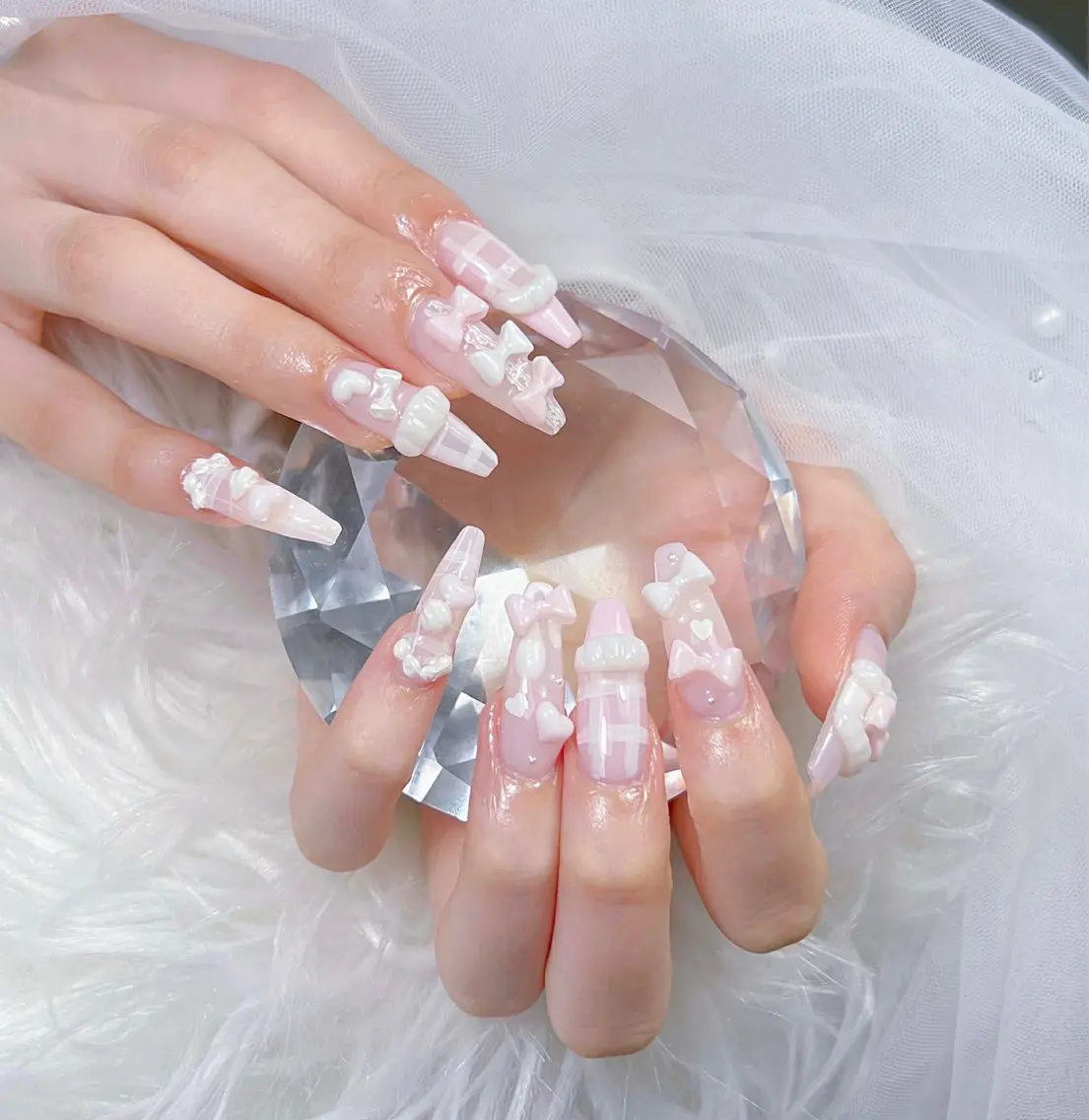 ネイル アートネイル オーロラネイル チークネイル 長さ出し フットネイル Miya _nailのネイルデザイン