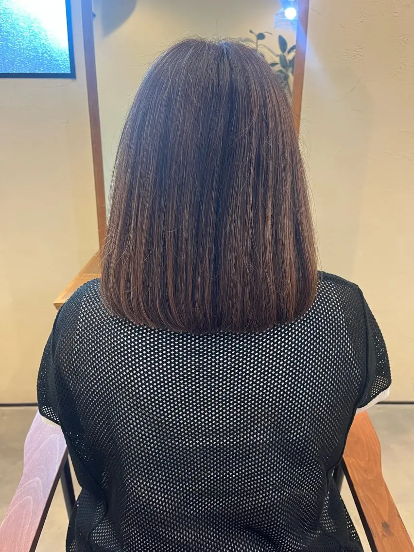 ミディアム 三本 萌々香のヘアスタイル