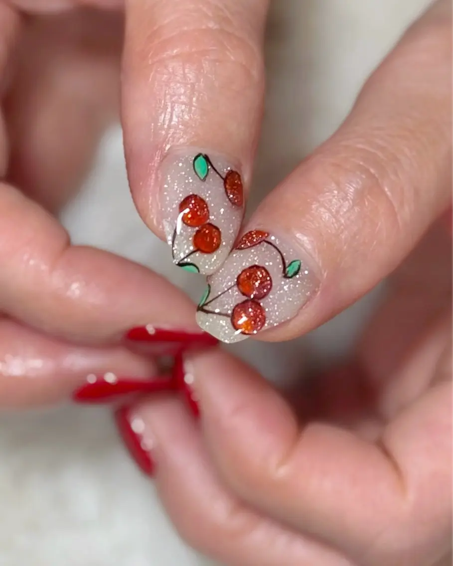 ネイル glossnail MIKIのネイルデザイン