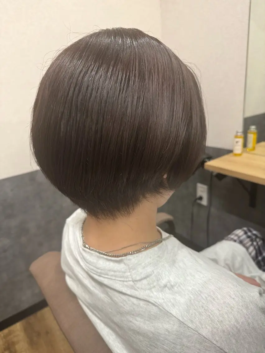 ショート カラー 丸みショート ショートヘア reeed konnoのヘアスタイル
