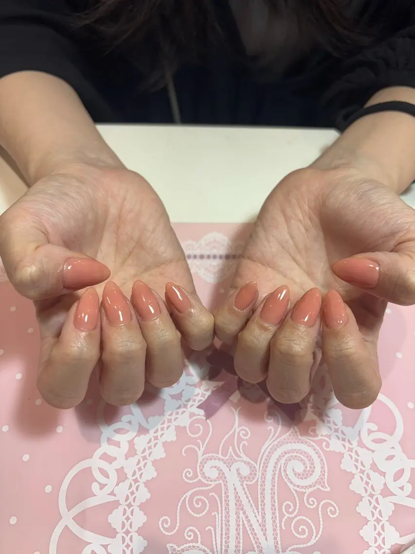 カラー 王野 真菜のネイルデザイン
