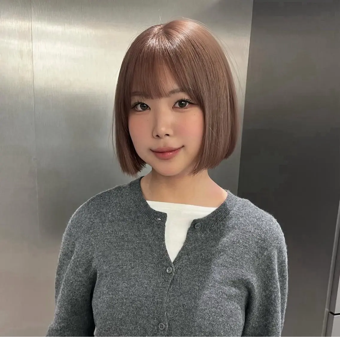 【イメチェンといえばこれ💖】カット✖️ブリーチ✖️ケアカラー🤍の写真