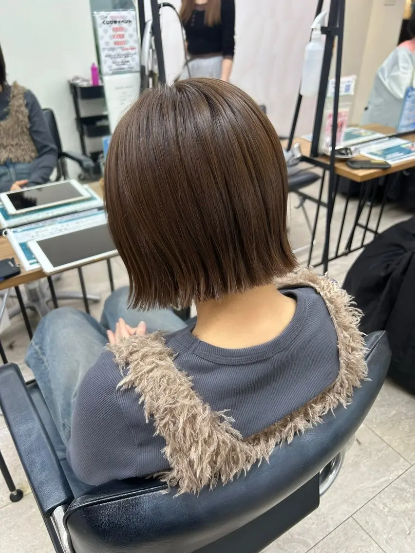 ショート カラー カット ヘアカラー トリートメント suehiro yunaのヘアスタイル