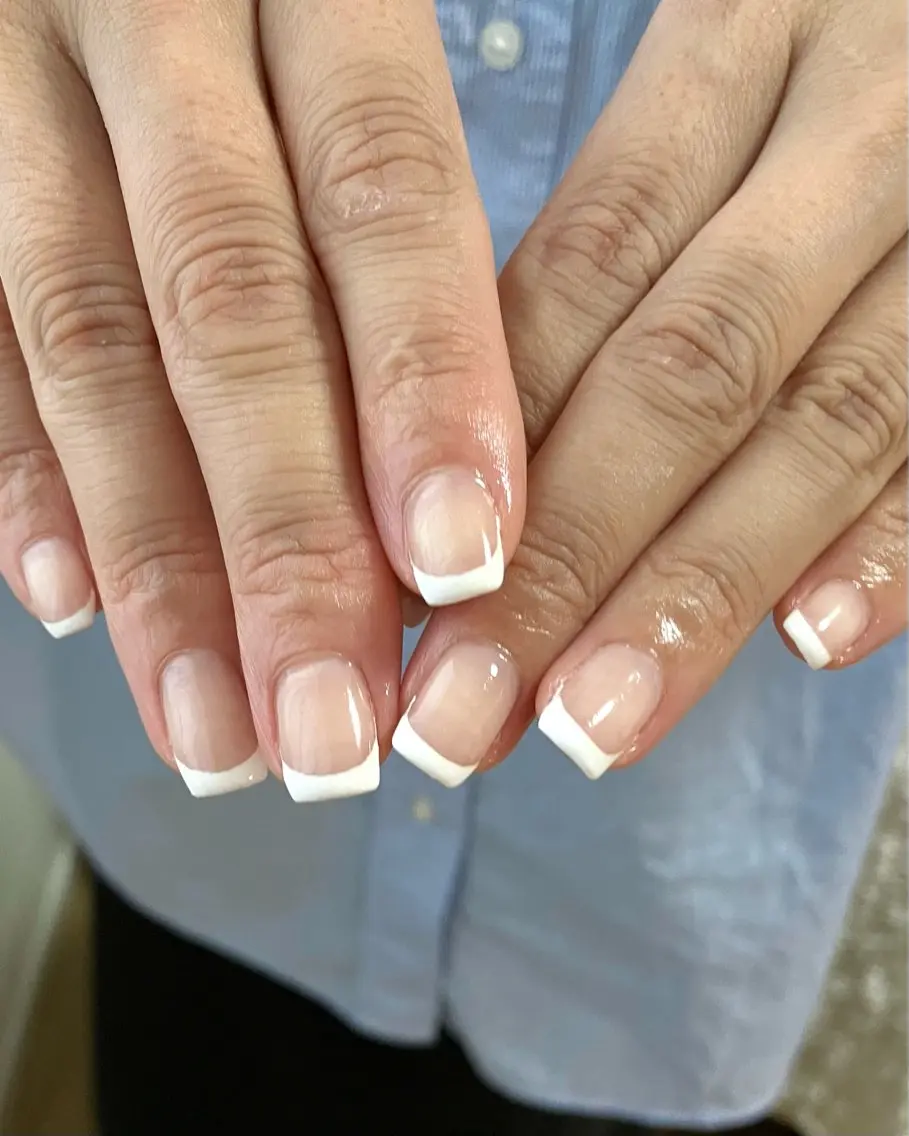 ネイル フレンチネイル ハンドネイル Lis nail. 🕊yuriのネイルデザイン