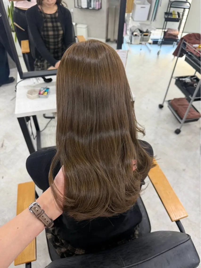 ロング カット ヘアカラー トリートメント 縮毛矯正\髪質改善 🫧拓都のヘアスタイル