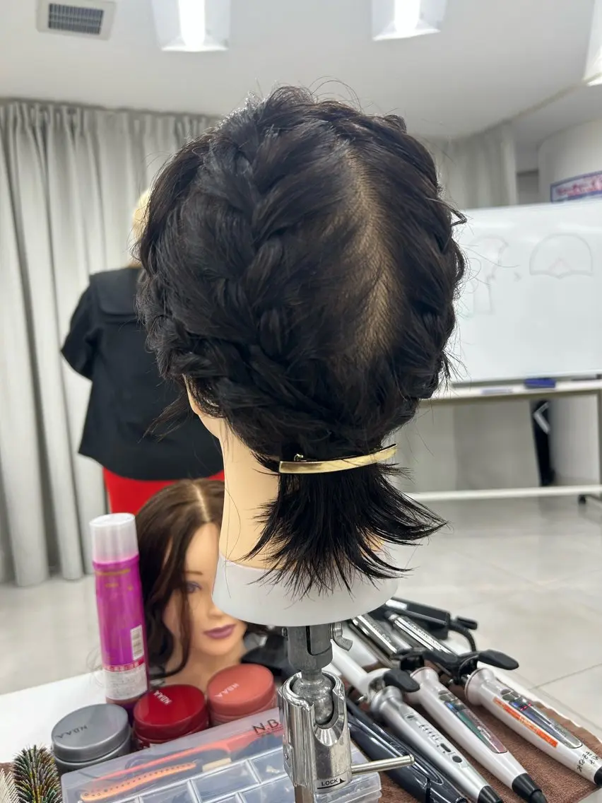 ヘアアレンジ ボブ フェザーパーマ 🌎Rino🔚のヘアスタイル