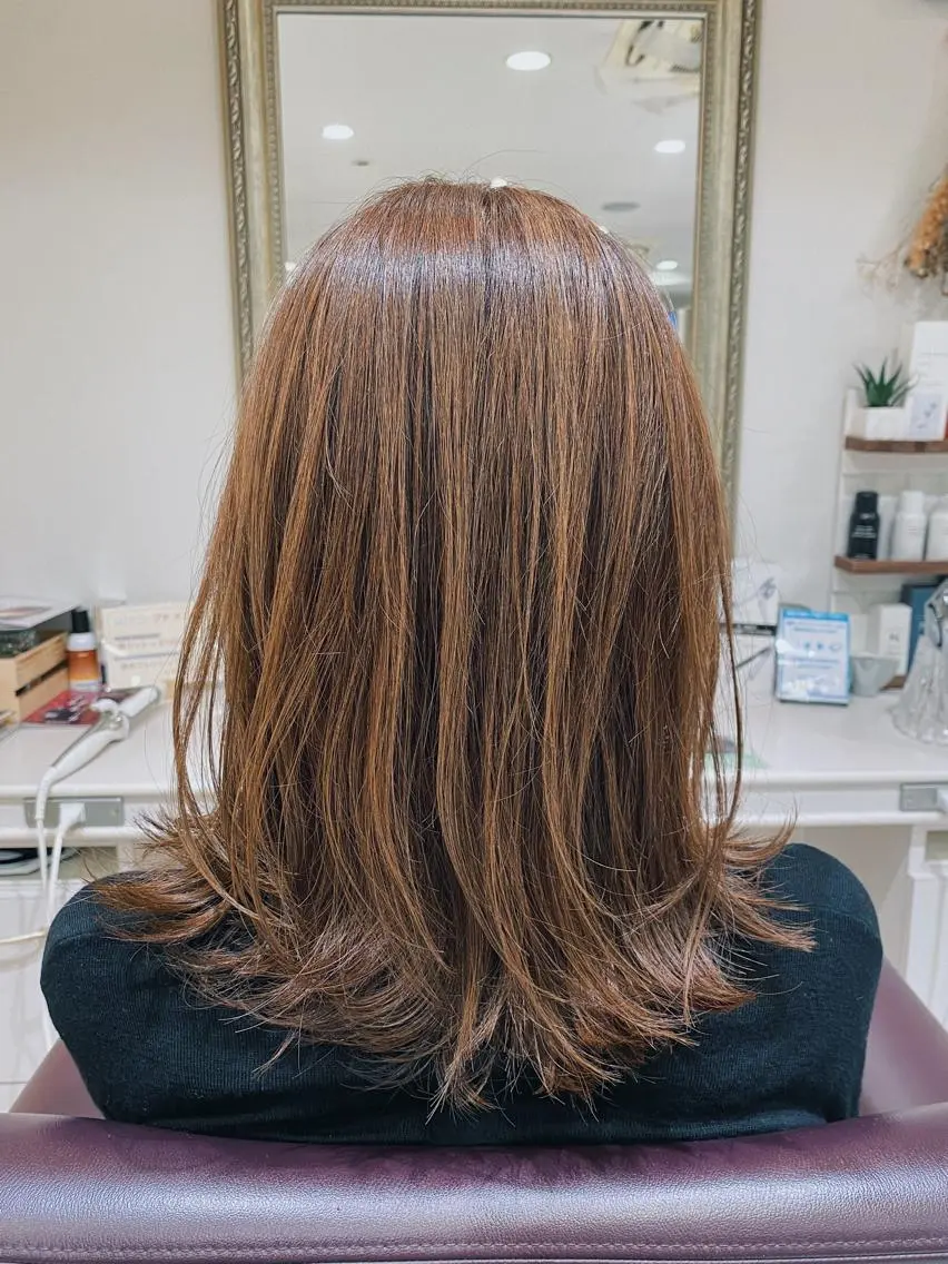 ✨明るい仕上がりの白髪染めコース✨カット＋ベースカラー＋ハイライト＋トリートメントの写真