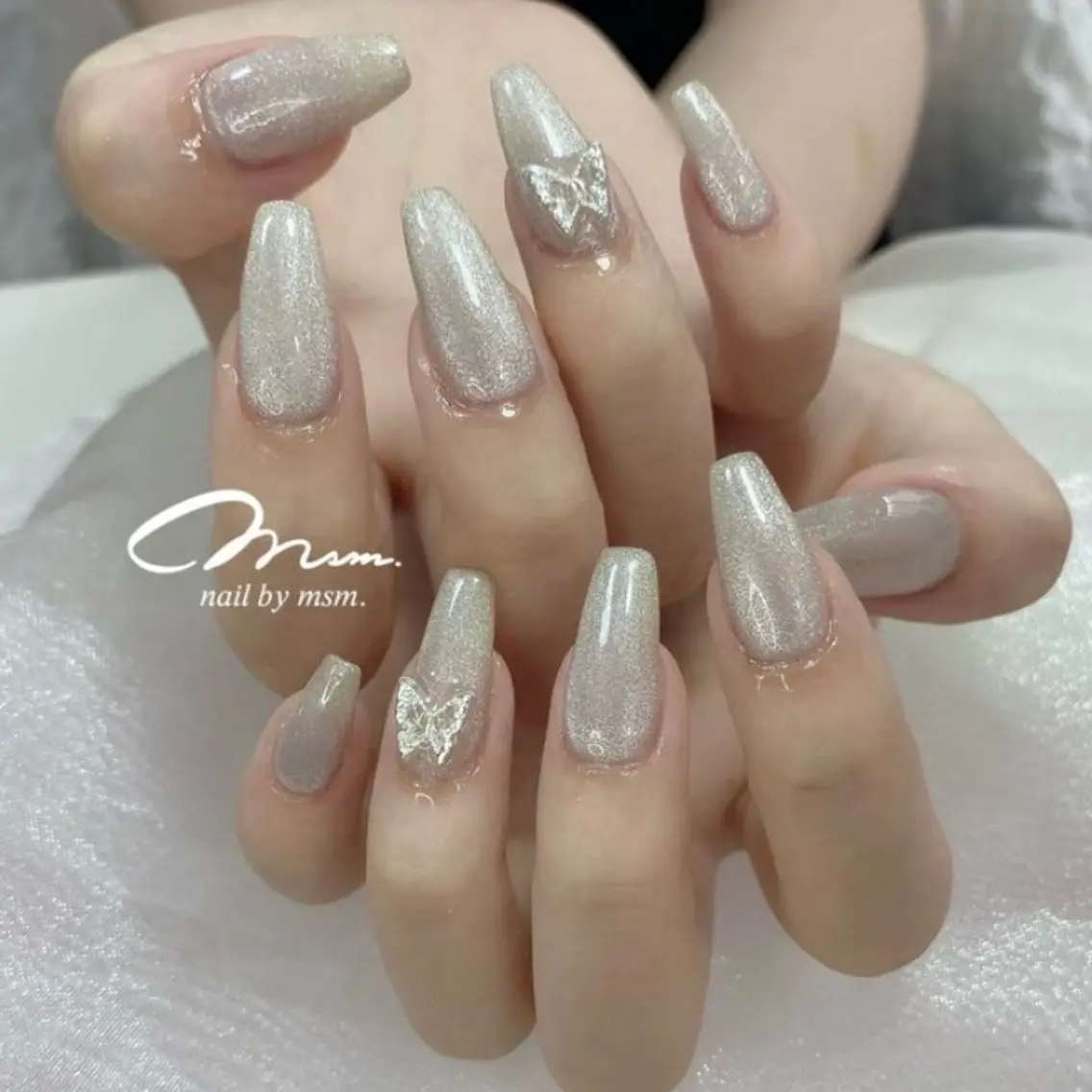 ネイル 持ち込み ネイル・まつ毛・眉毛 同時施術可能💅🏻のネイルデザイン