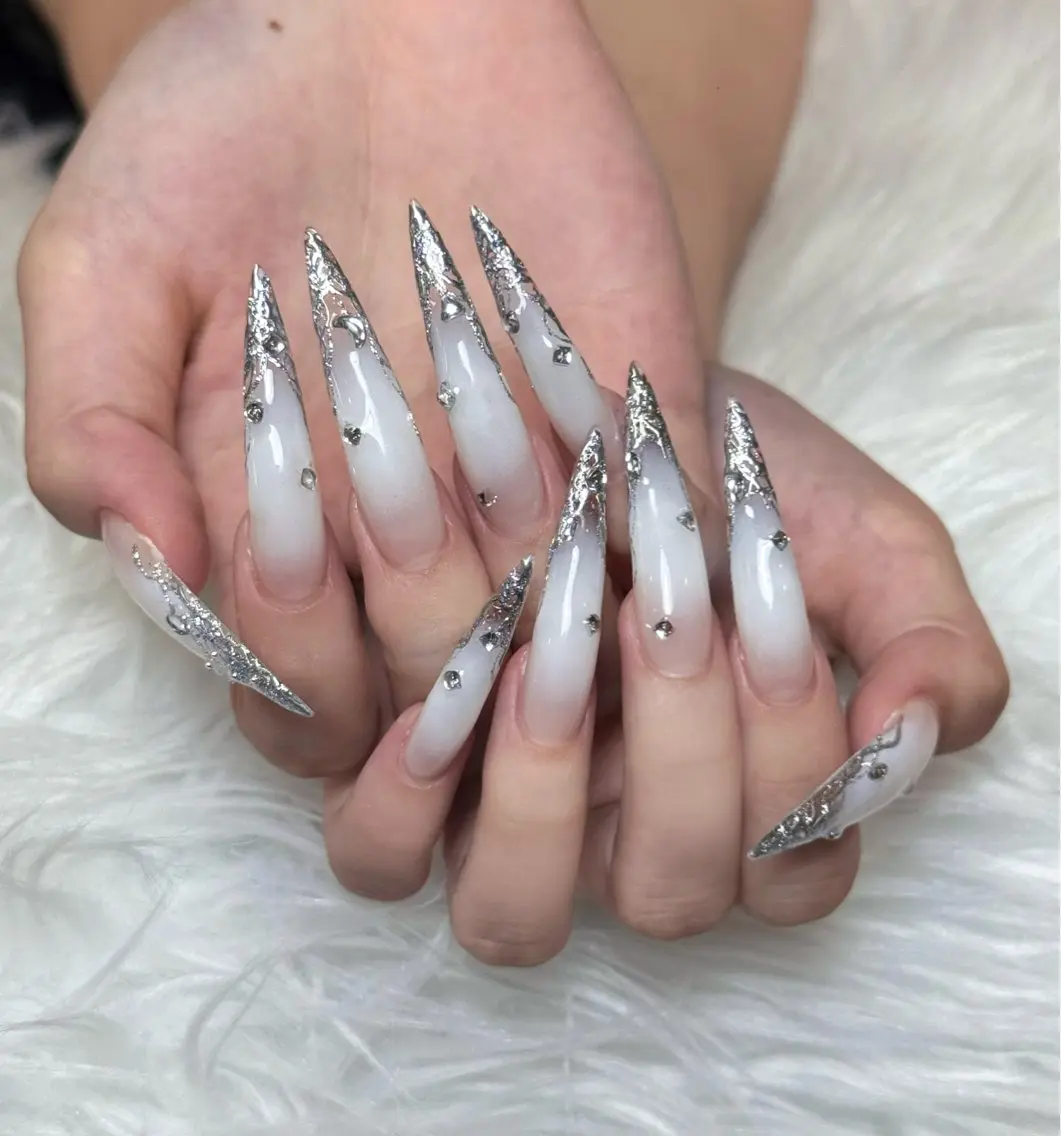 ネイル チークネイル ドット フレンチネイル グラデーション 韓国ネイル ハンドネイル ハンドケア Aria Nail Beautyのネイルデザイン