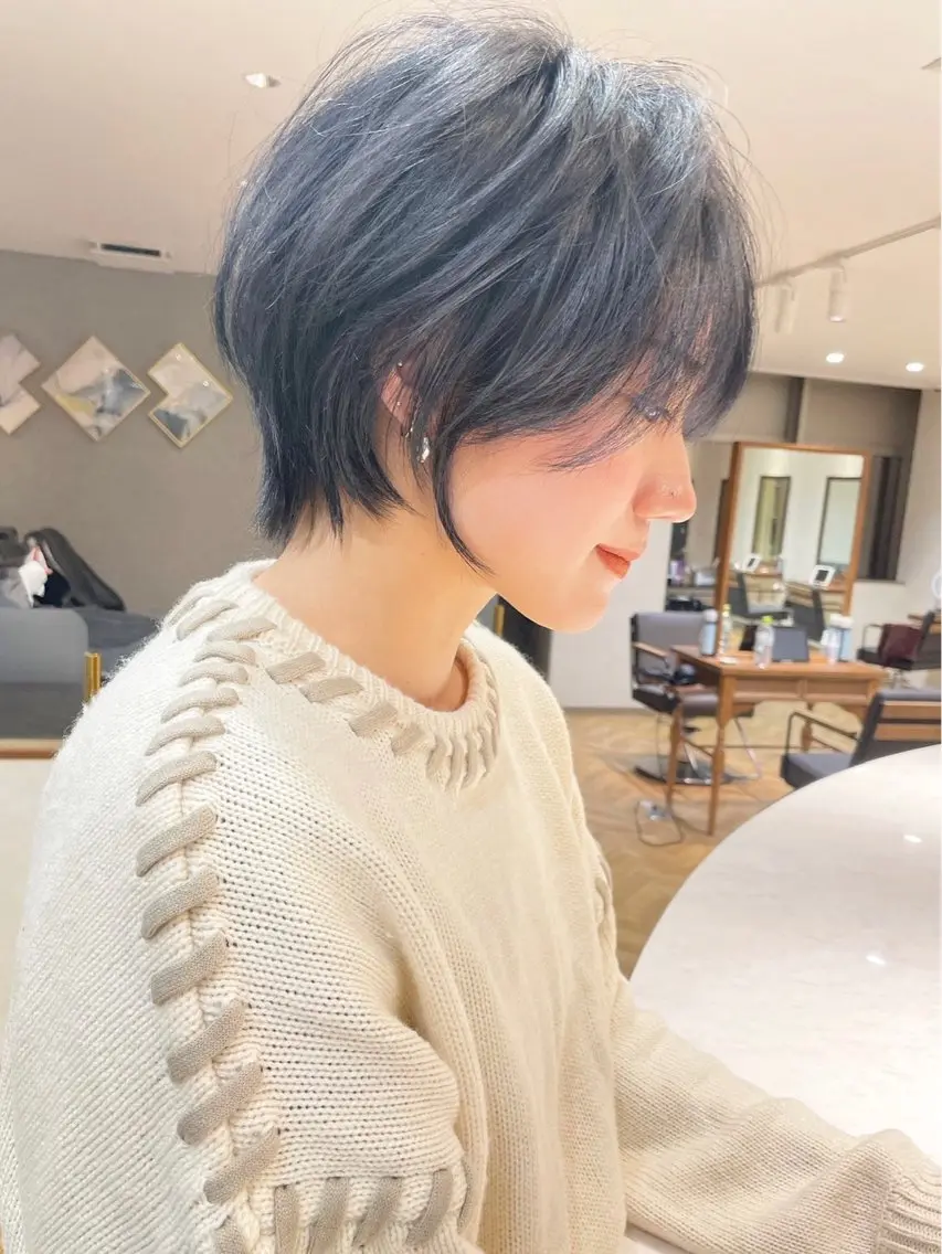 ショート カラー Aster 店長 れおんのヘアスタイル