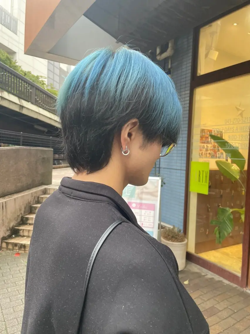 ショート カラー メンズ ブルーカラー 金井 郁弥のヘアスタイル