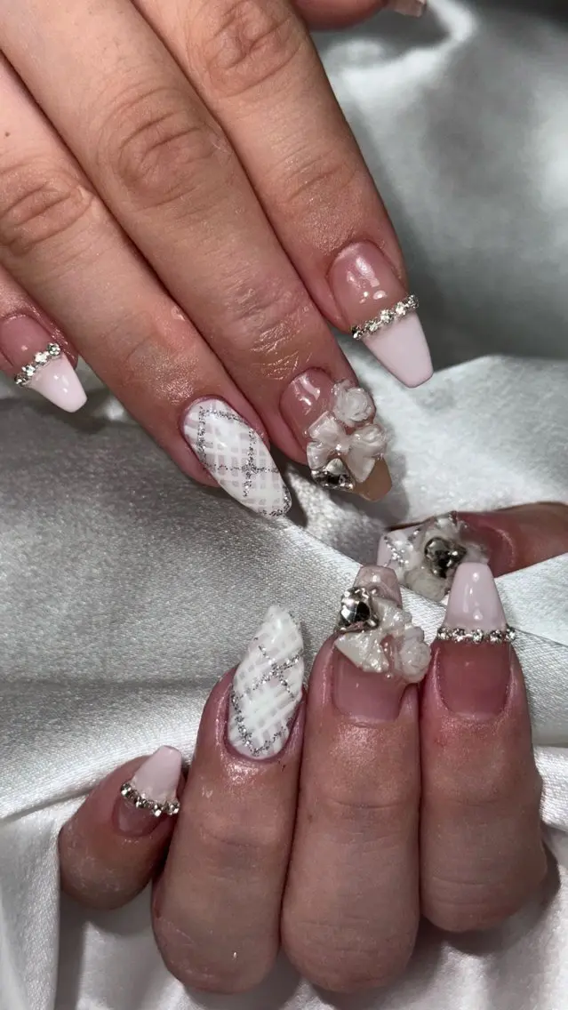 ネイル ハンドネイル on nail 尾張旭三郷店のネイルデザイン