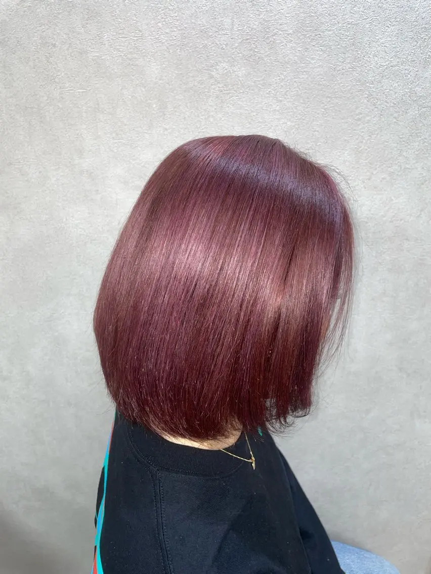 ミディアム ハイライト est MIRAIのヘアスタイル